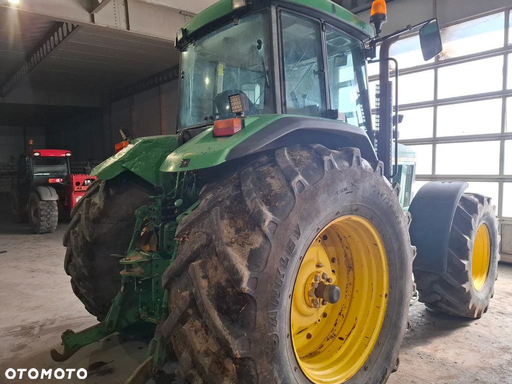 John Deere 7710 - 12