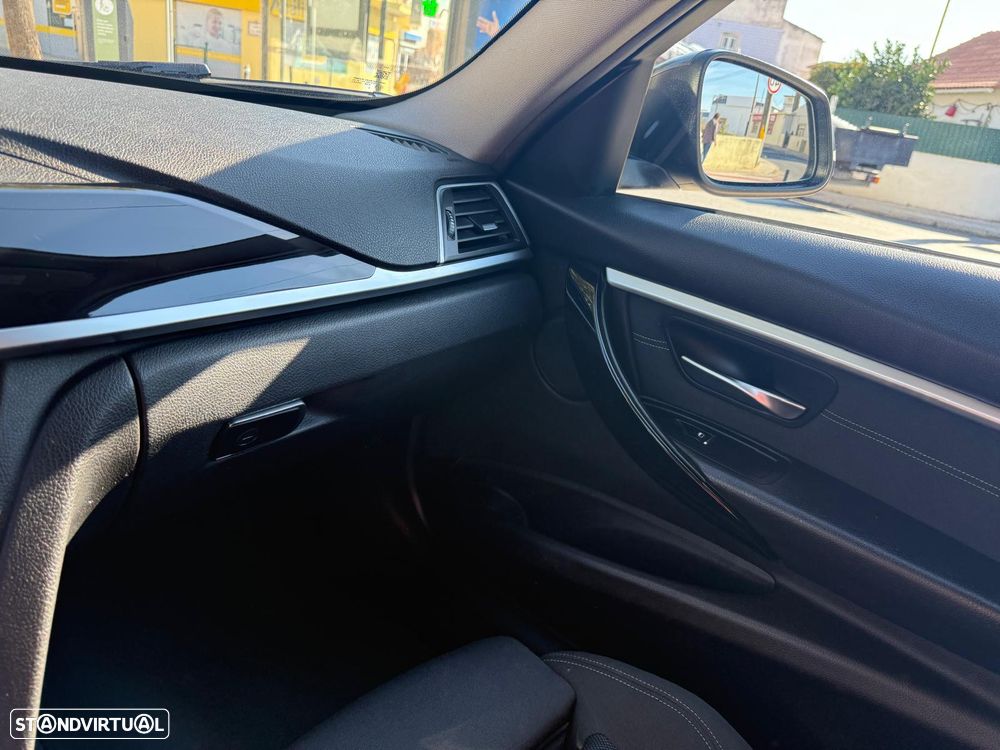 BMW 320 d Line Sport Auto - 5