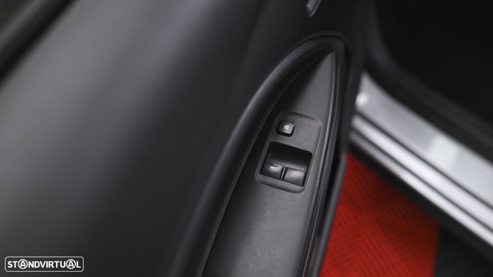 Mitsubishi Space Star 1.0 Active - 35