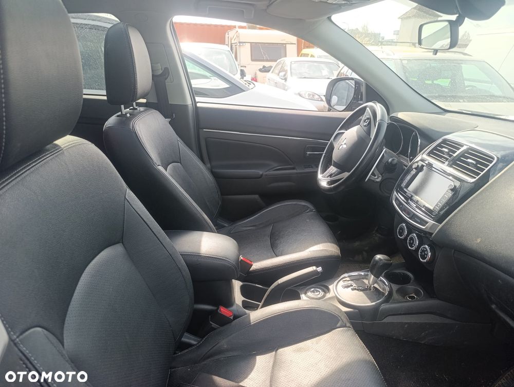 Mitsubishi ASX 2.2 DI-D 4WD Automatik Diamant Edition+ - 10