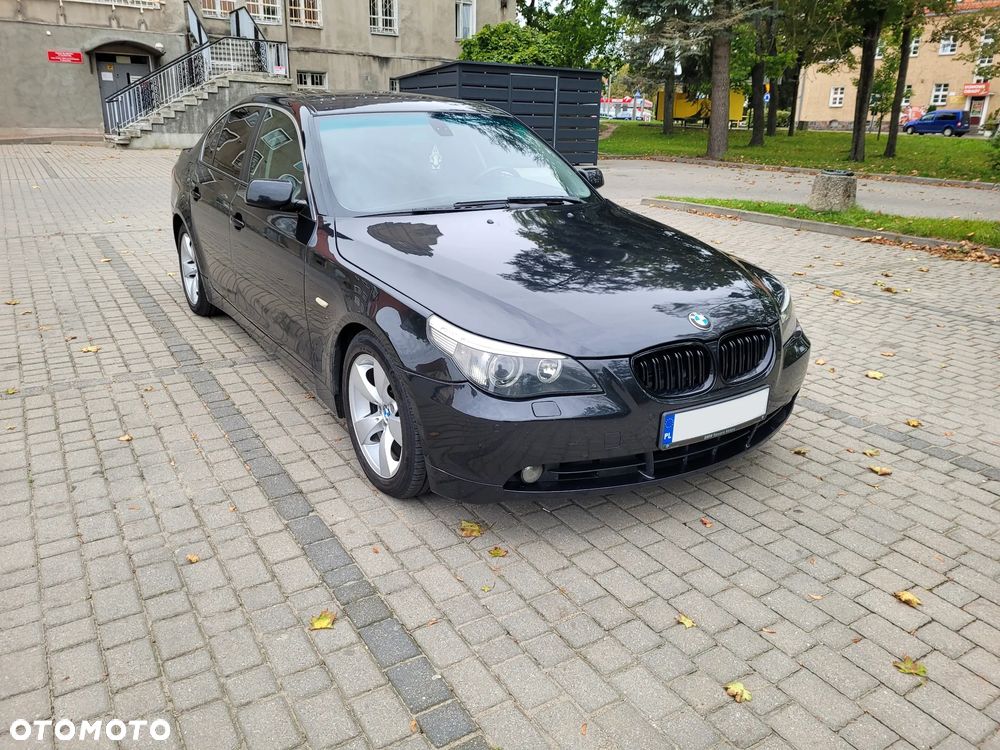 BMW Seria 5 520i - 2
