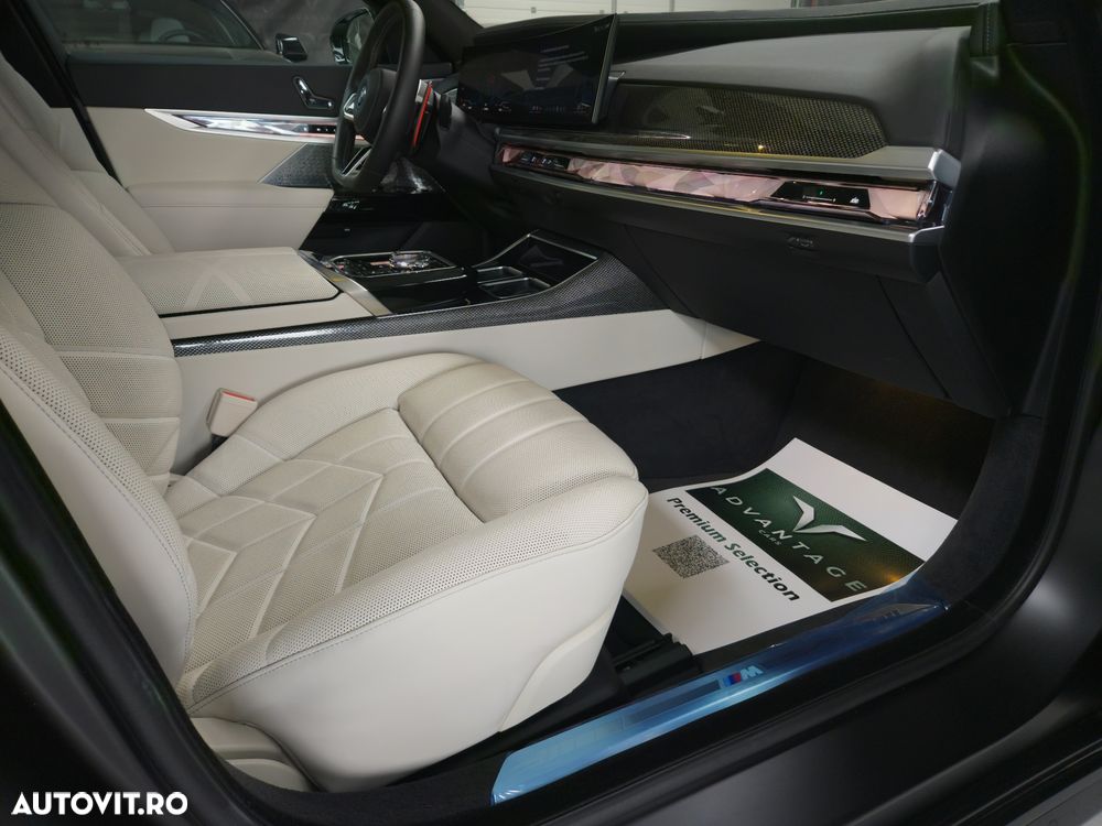 BMW M7 M760e xDrive - 11