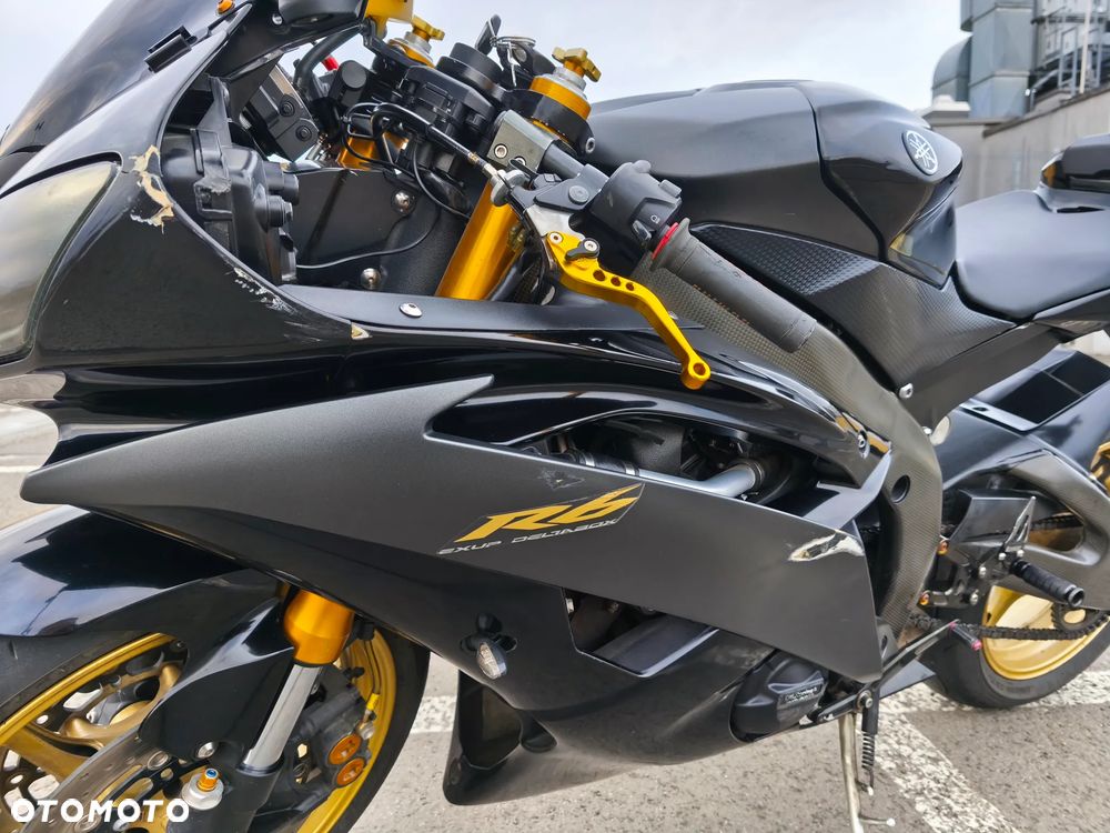 Yamaha R6 - 8