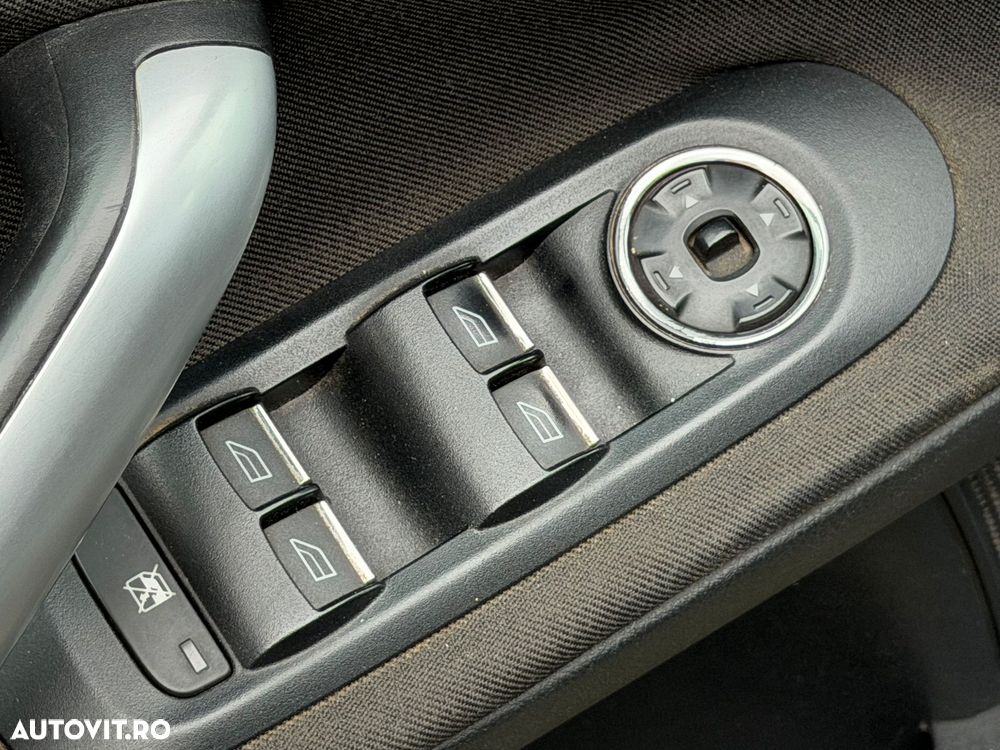 Ford Mondeo 1.8 TDCi Trend - 21