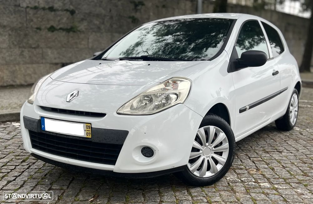 Renault Clio - 1