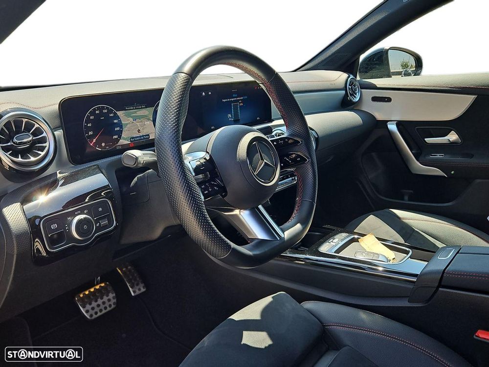 Mercedes-Benz CLA 250 e AMG Line - 11