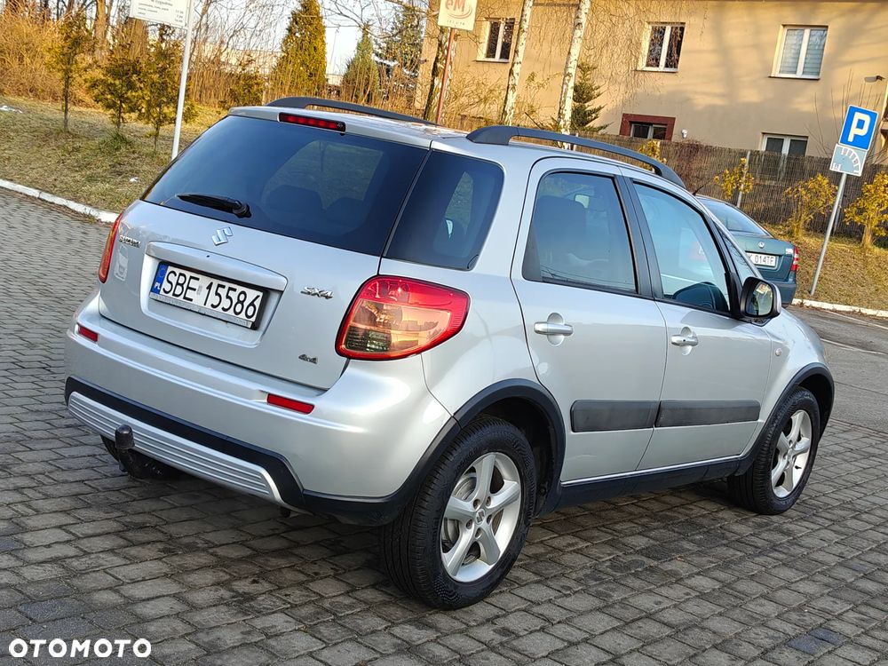 Suzuki SX4 1.6 GS / Premium - 11