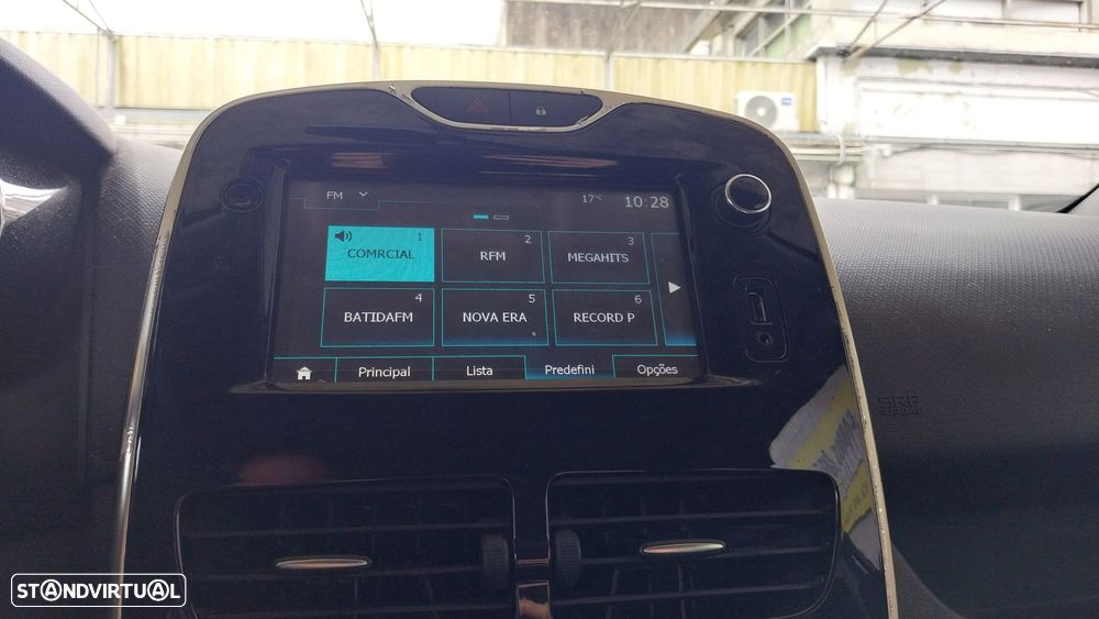 Renault Clio 0.9 TCe Limited - 8
