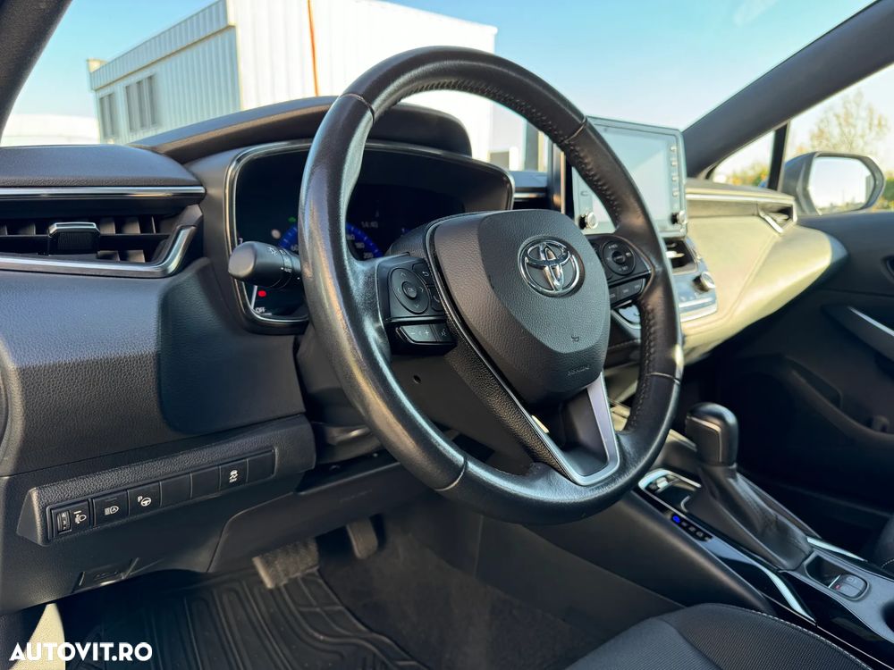 Toyota Corolla 1.8 HSD Dynamic - 13