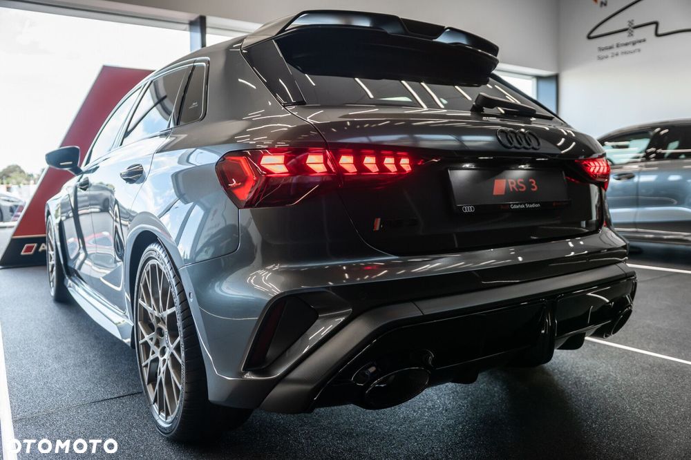 Audi RS3 Sportback - 5