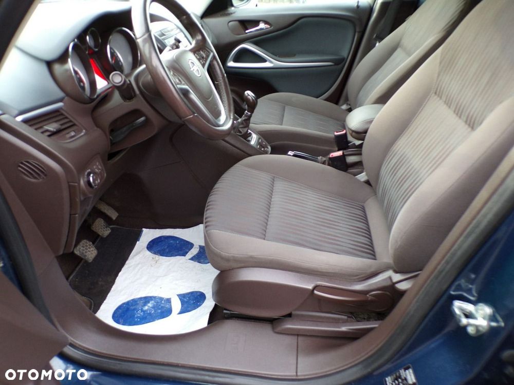 Opel Zafira - 19