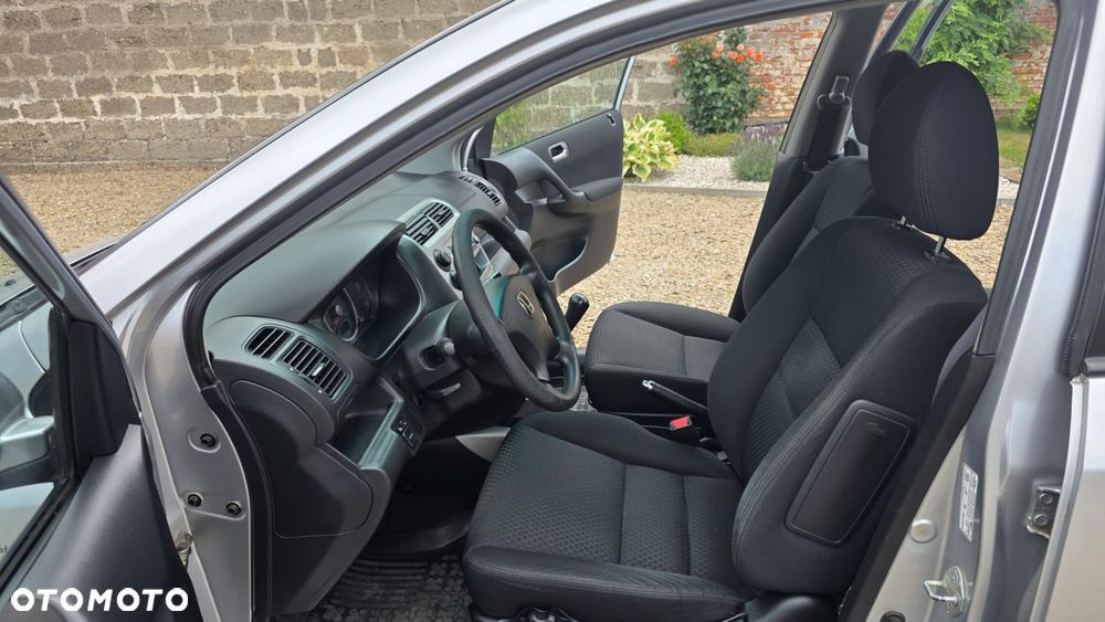 Honda Civic 1.6i ES - 15