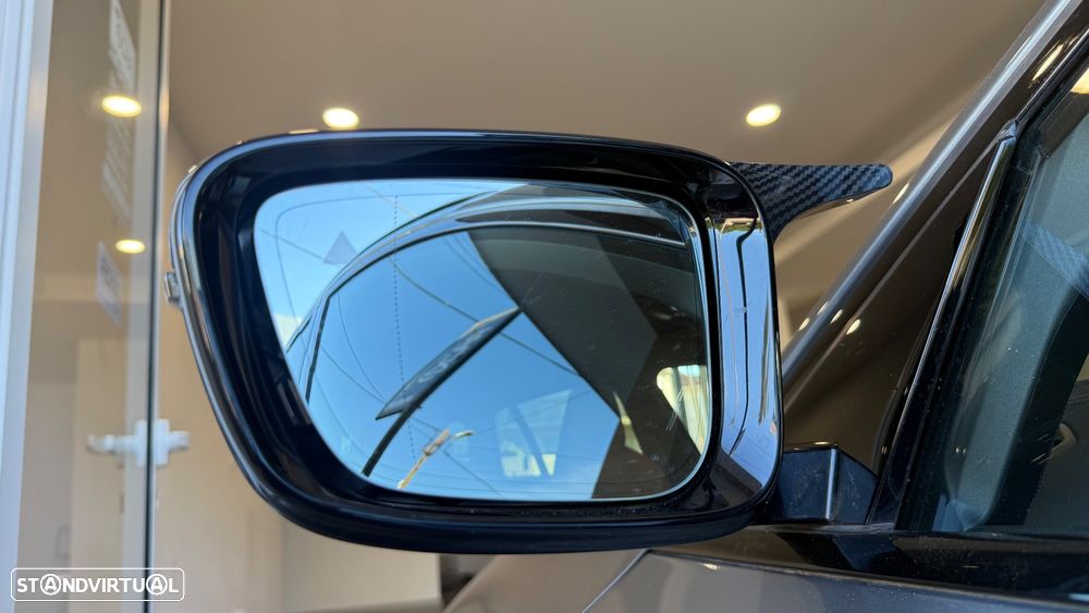 BMW 330 e Pack Desportivo M Pro Auto - 50