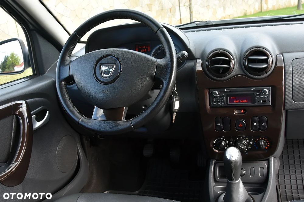 Dacia Duster 1.6 SCe Laureate S&S - 22