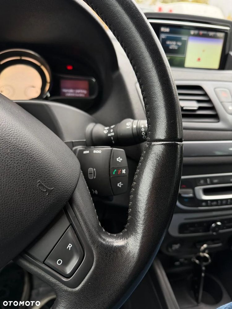 Renault Megane 1.2 16V TCe Energy Limited - 10