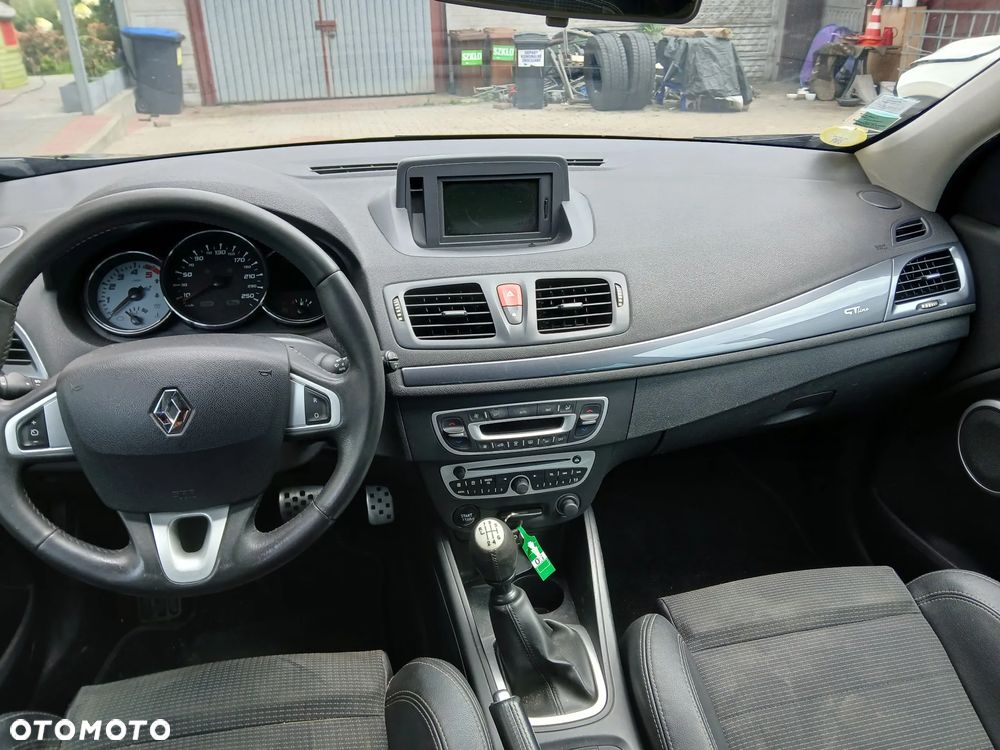 Renault Megane 1.9 dCi Bose Edition - 8