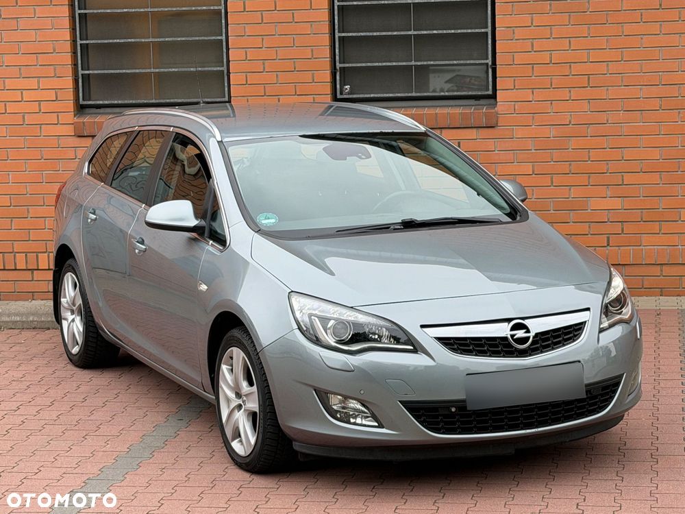 Opel Astra 1.6 Enjoy - 9