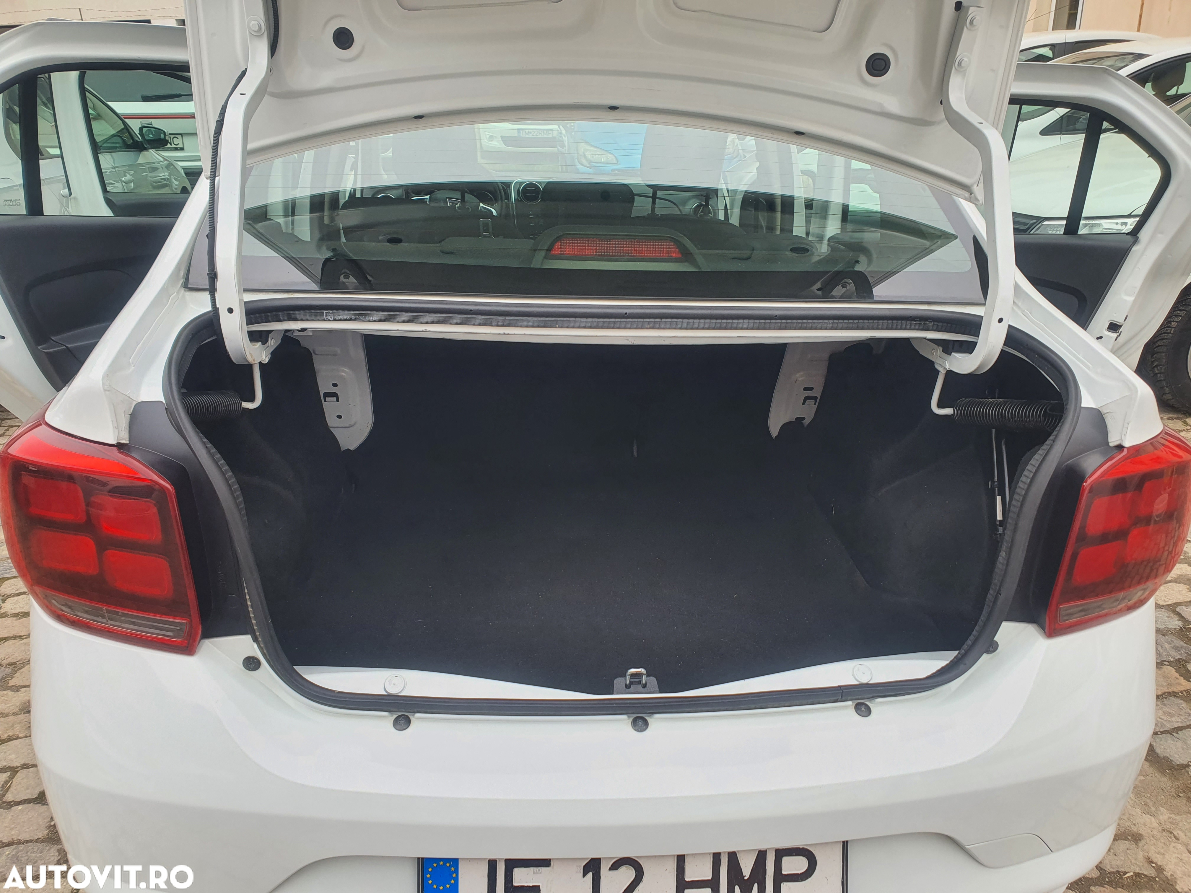 Dacia Logan MCV 1.5 Blue dCi Laureate - 10