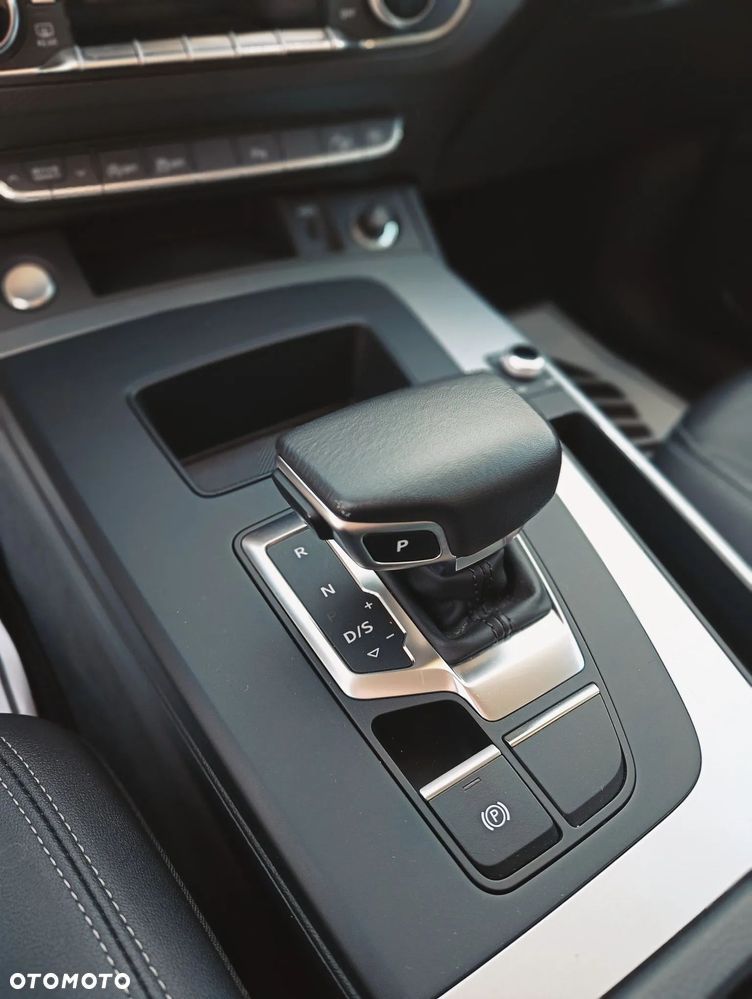 Audi Q5 40 TFSI quattro S tronic advanced - 27