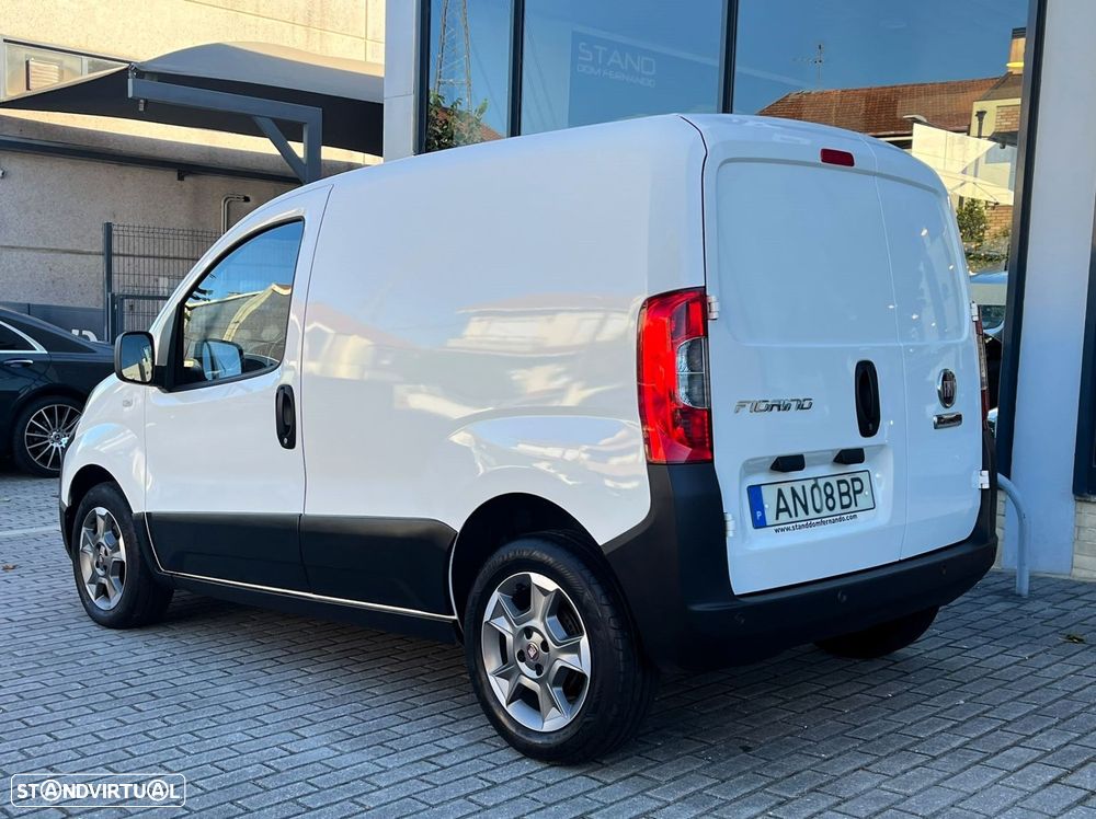 Fiat Fiorino 1.3 M-jet Adventure com 1GD - 12