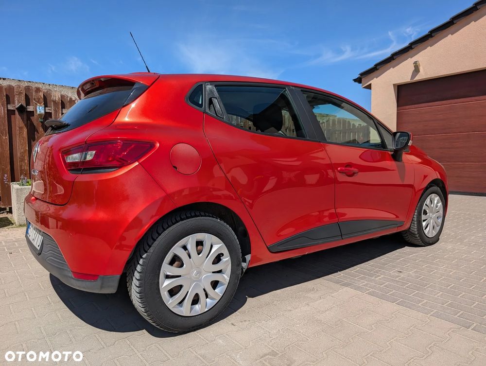 Renault Clio 1.2 16V Zen - 12