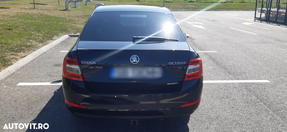 Skoda Octavia 1.6 TDI GREENLINE - 6