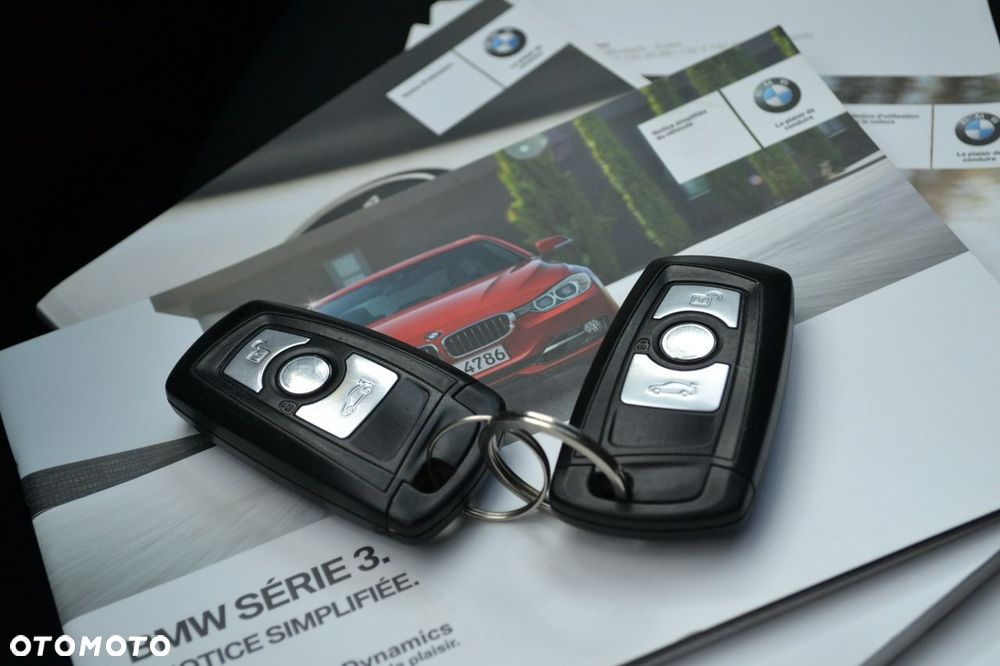 BMW Seria 3 - 16