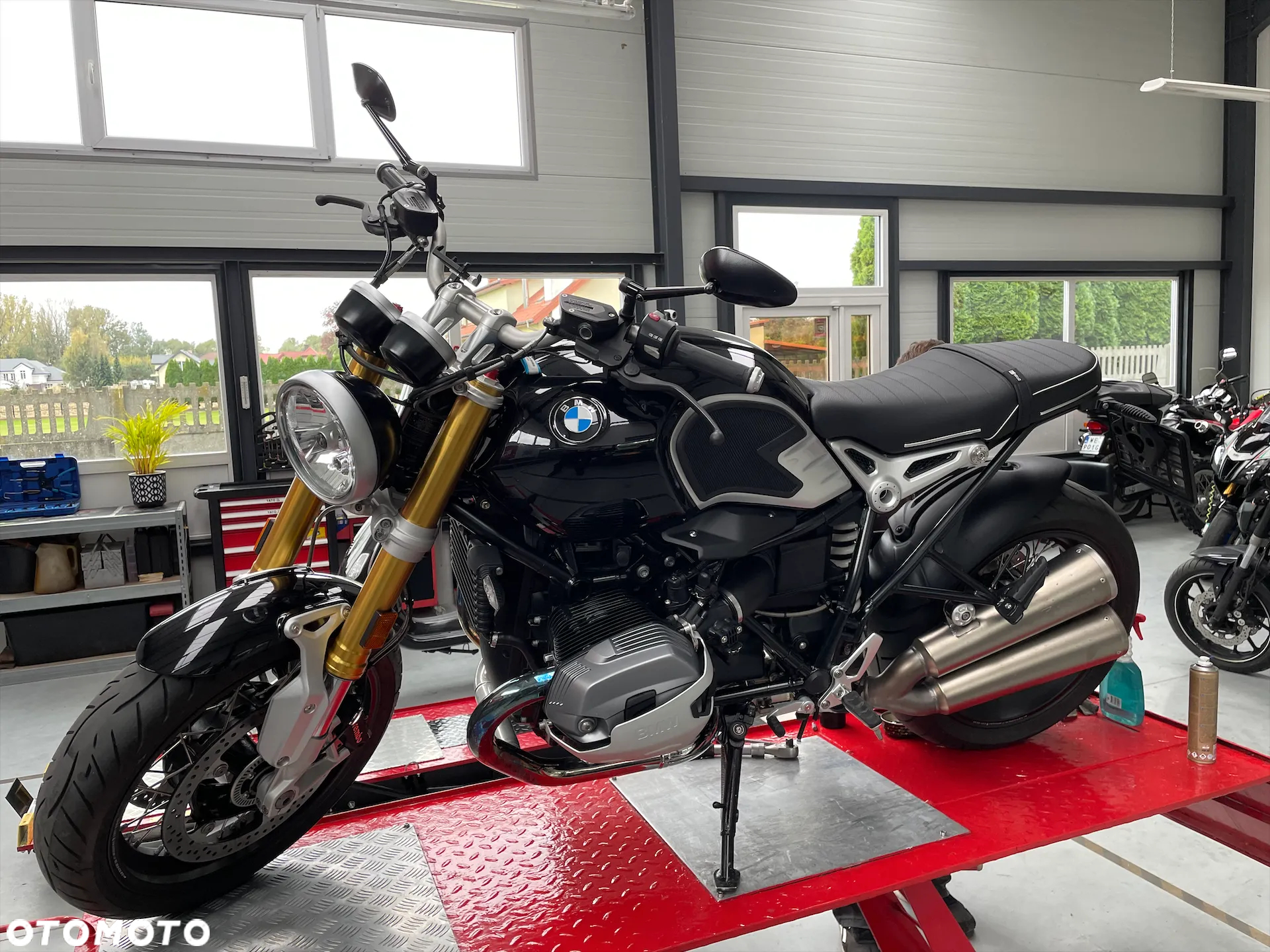 BMW R - 21