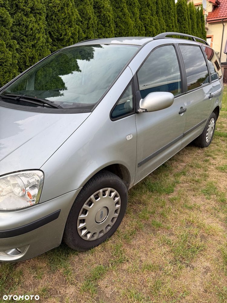 Ford Galaxy 2.3 16V Ambiente - 2