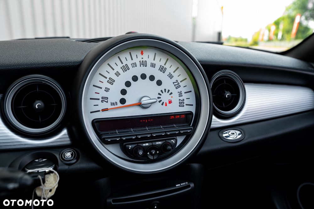 MINI Cooper Cabrio - 29