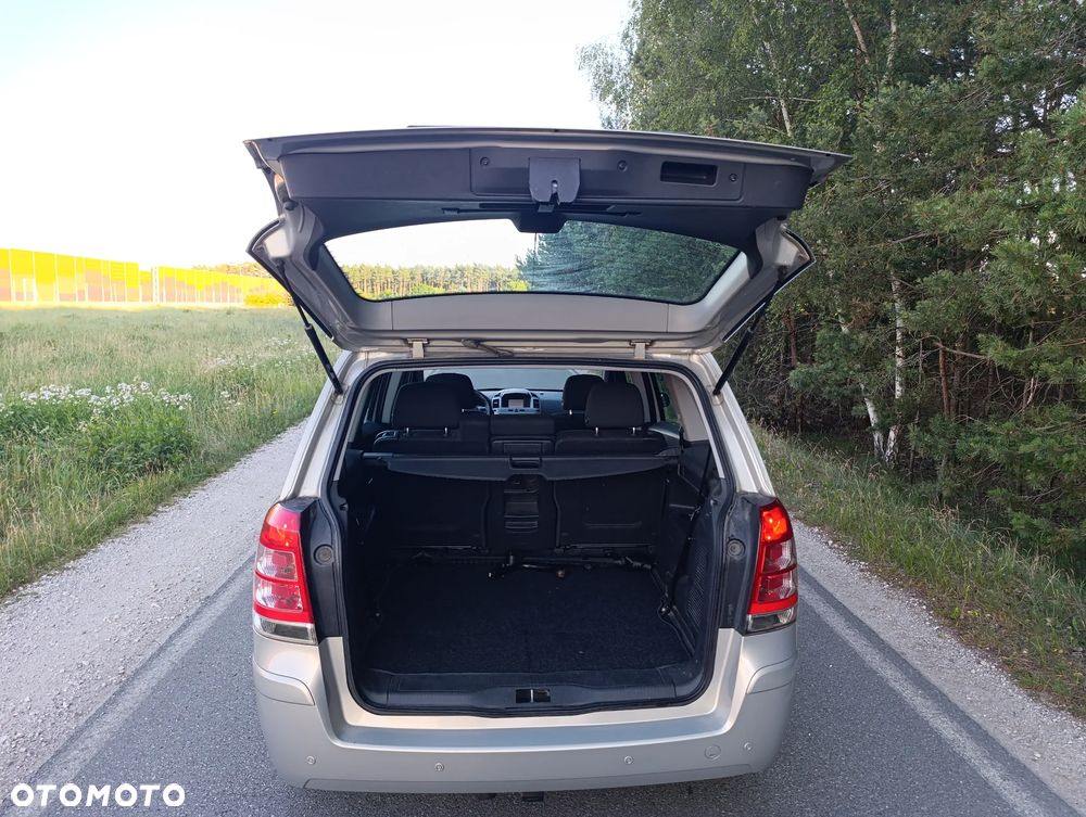 Opel Zafira 1.6 ecoFLEX Family - 14