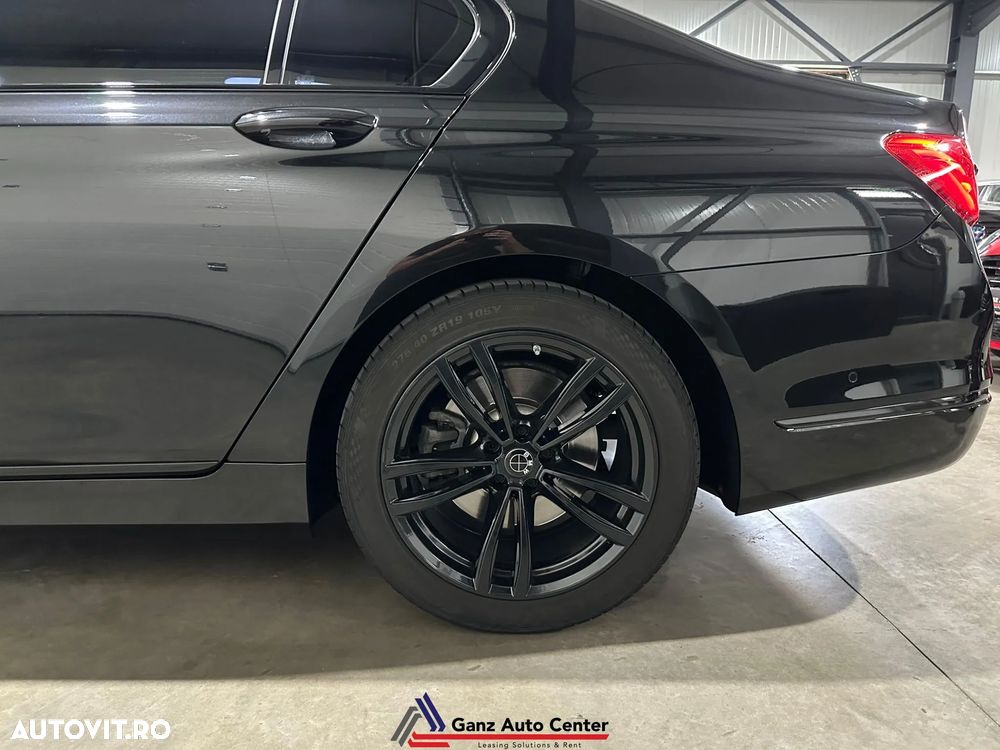 BMW Seria 7 750d xDrive - 36