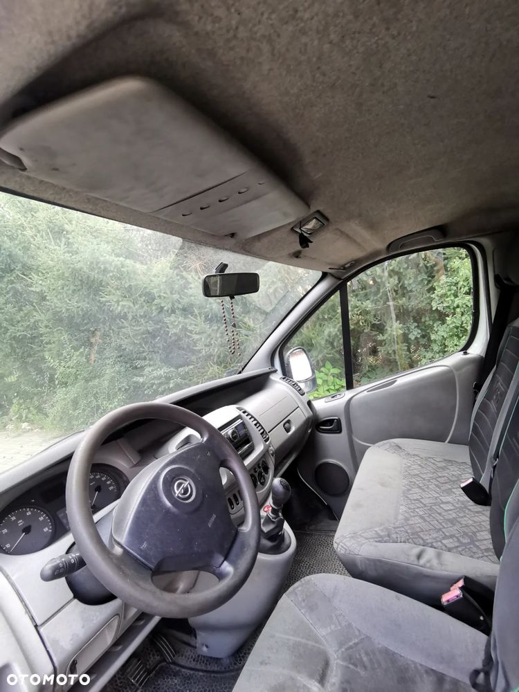 Opel Vivaro L1H1 2.7t - 10