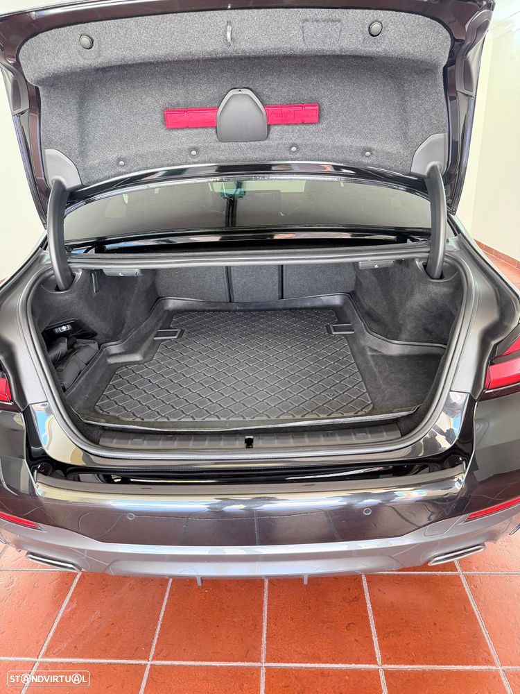 BMW 530 e Pack M - 19