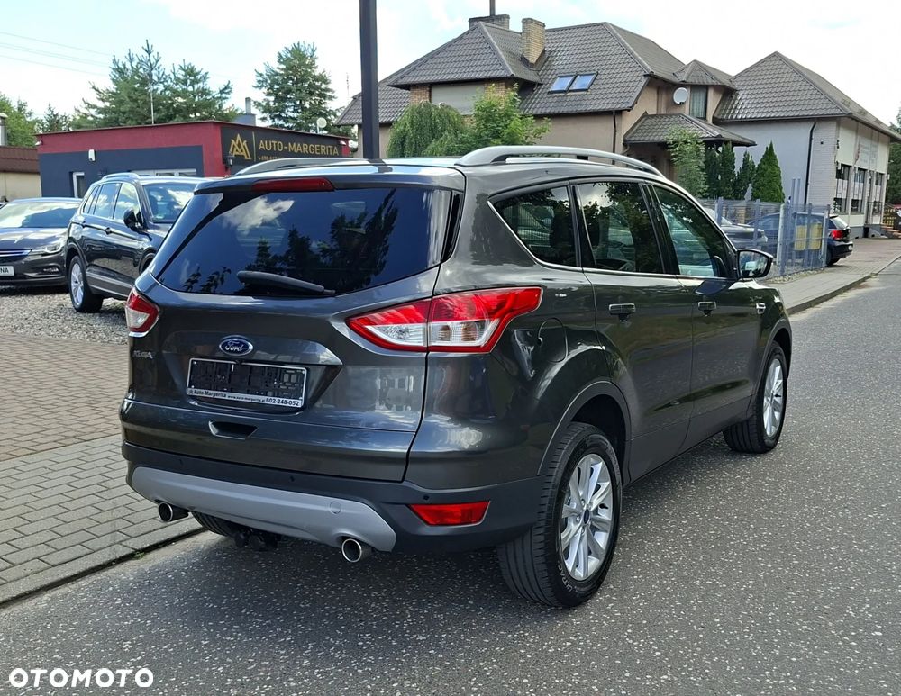 Ford Kuga 2.0 TDCi 4x4 Titanium - 4