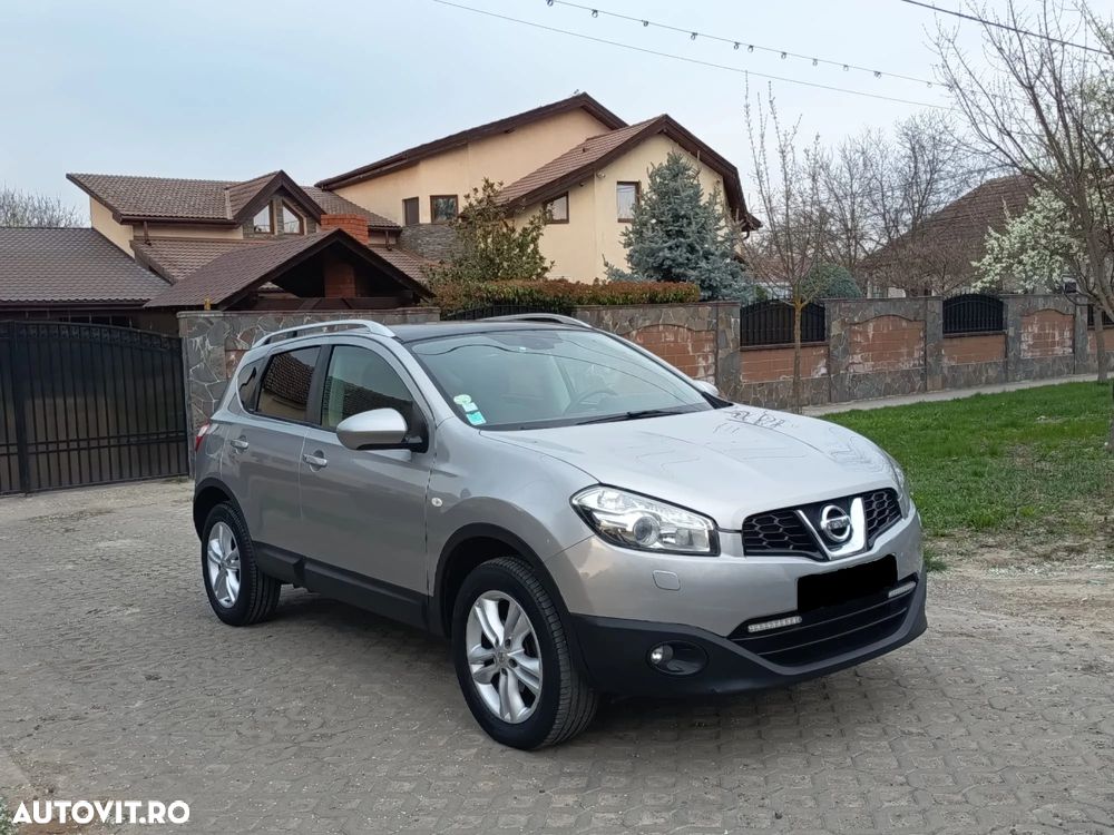 Nissan Qashqai - 2