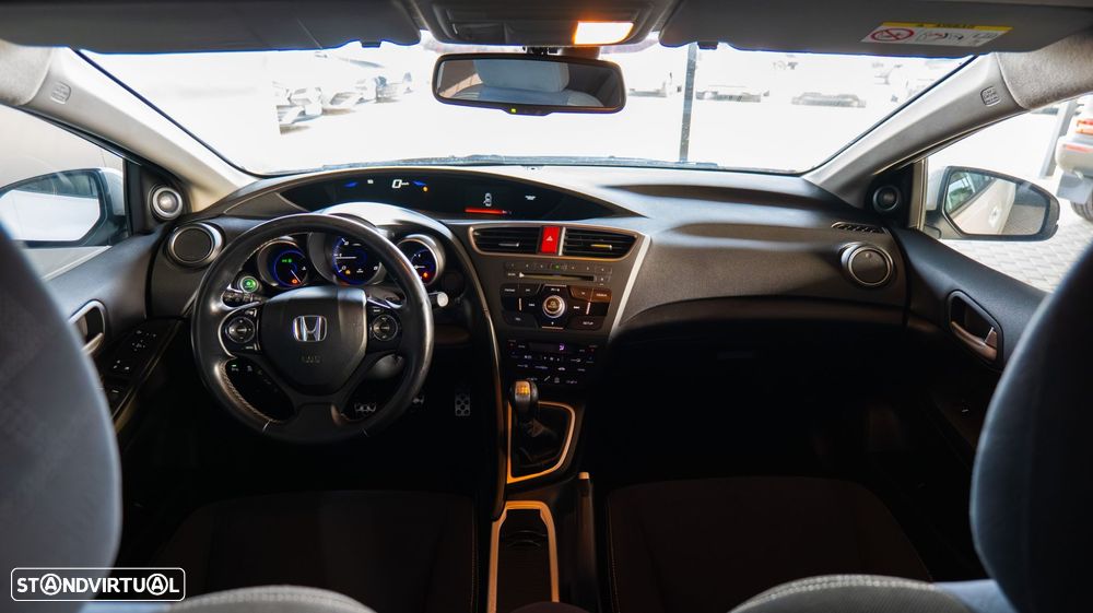 Honda Civic Tourer 1.6 i-DTEC Sport Navi - 23