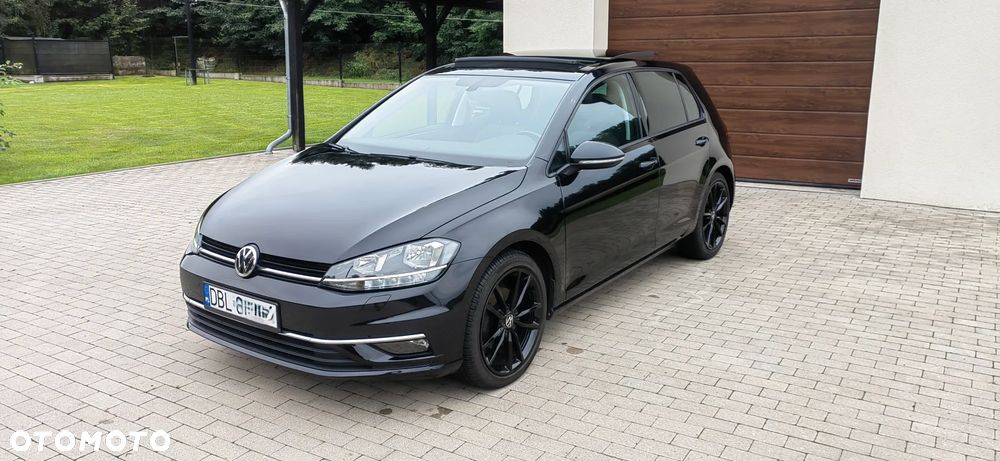 Volkswagen Golf - 2