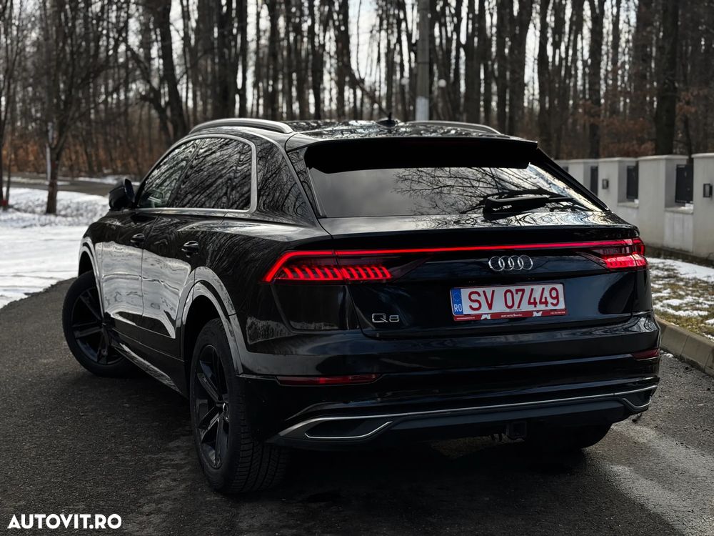 Audi Q8 - 8