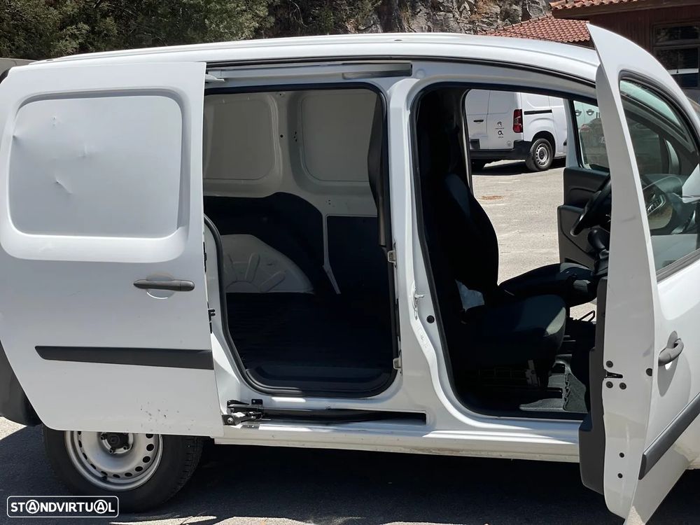 Renault KANGOO 1.5 dCi - 11