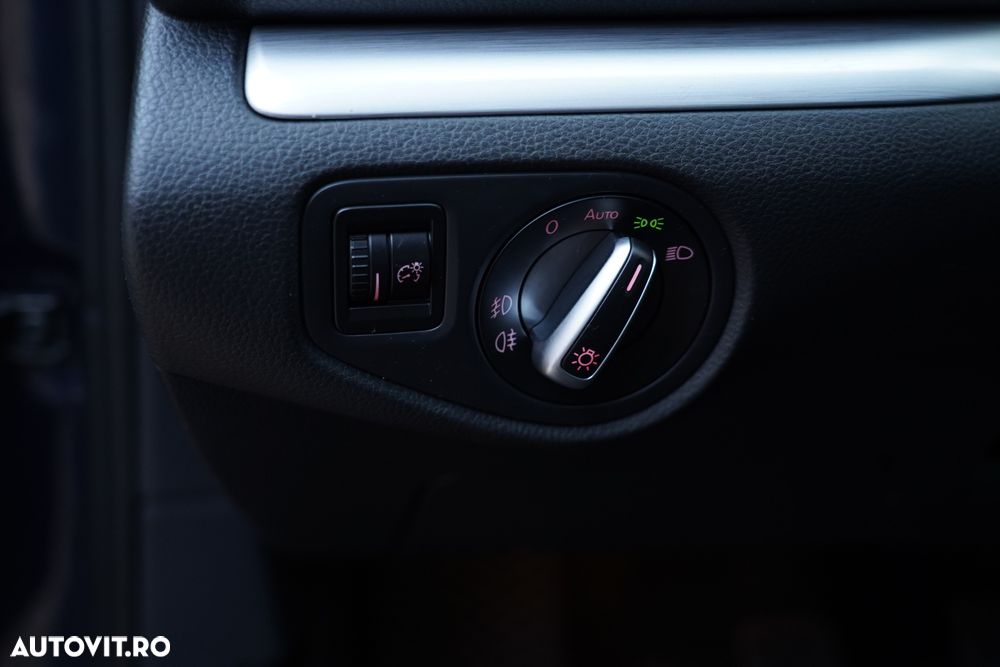 Volkswagen Sharan 2.0 TDI Blue Motion Highline - 22