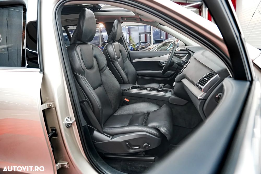 Volvo XC 90 B5 D AWD Plus Bright - 10