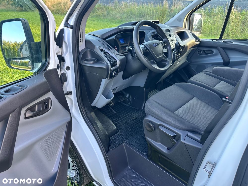 Ford Transit Custom - 9