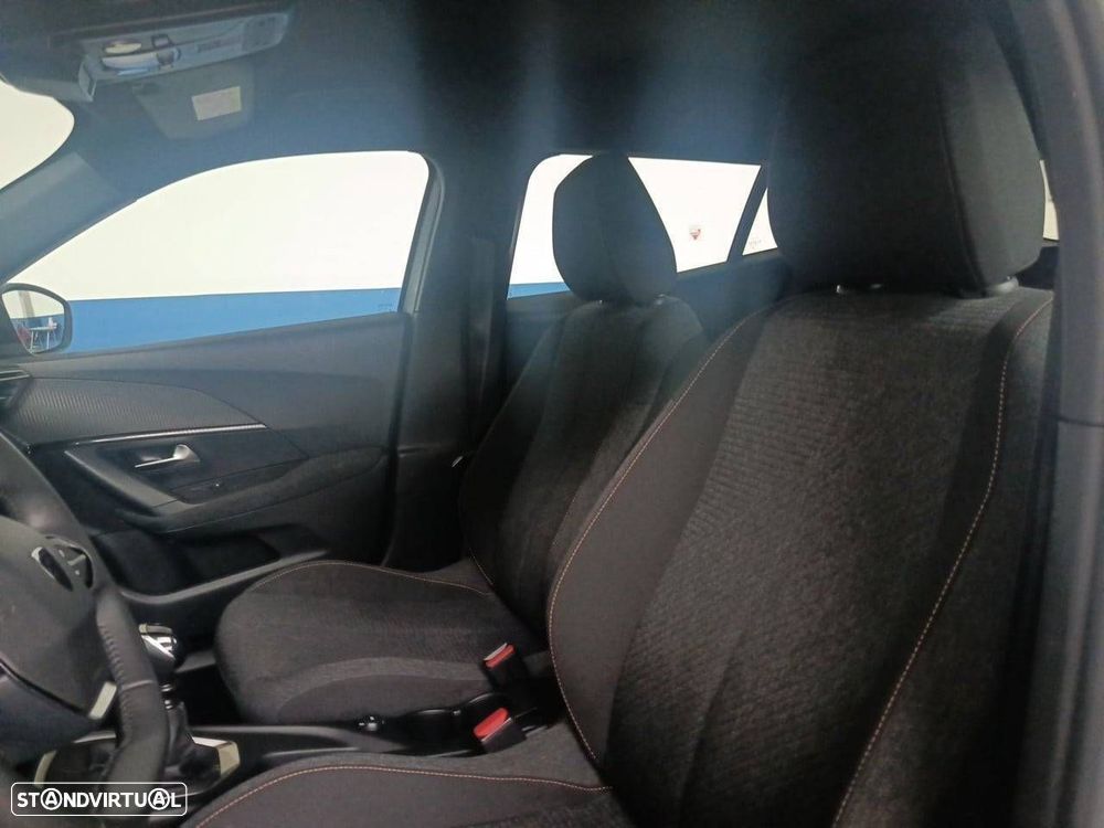 Peugeot 2008 1.2 Style - 9