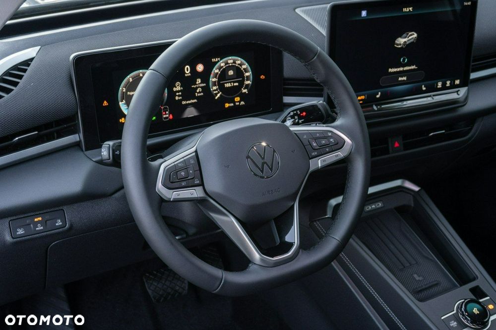 Volkswagen T-Roc - 12