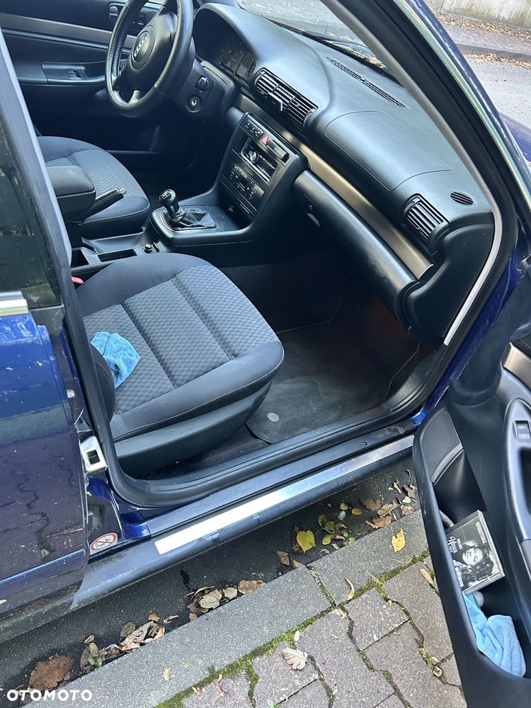 Audi A4 Avant - 7