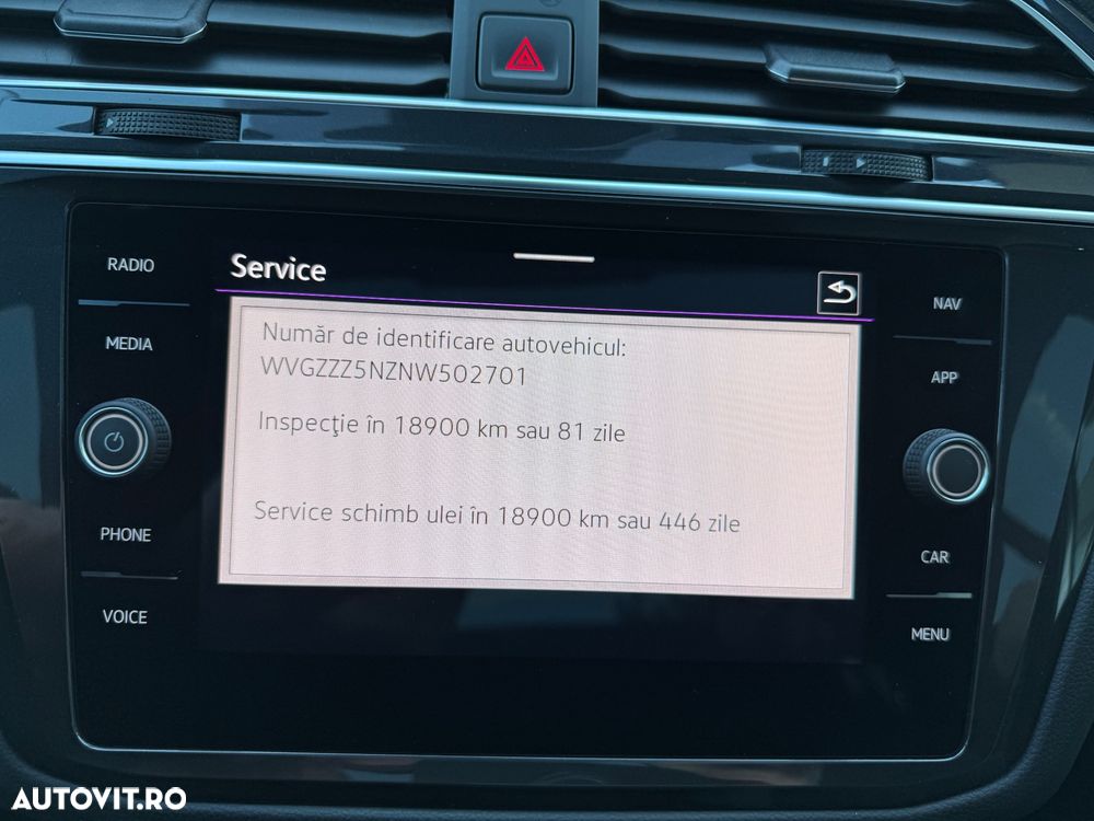 Volkswagen Tiguan 2.0 TDI SCR 4MOTION DSG R-Line - 31