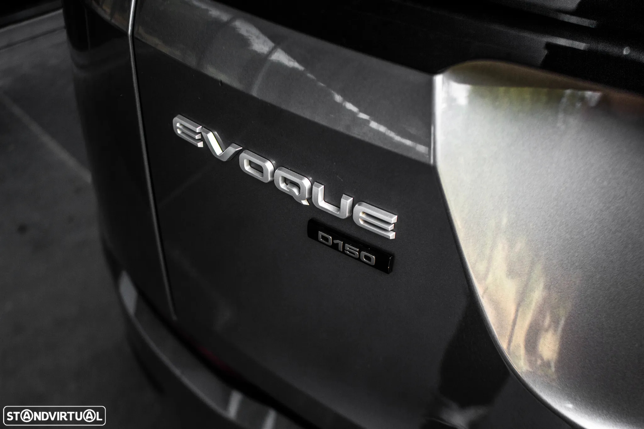 Land Rover Range Rover Evoque 2.0 D240 AWD Auto - 13