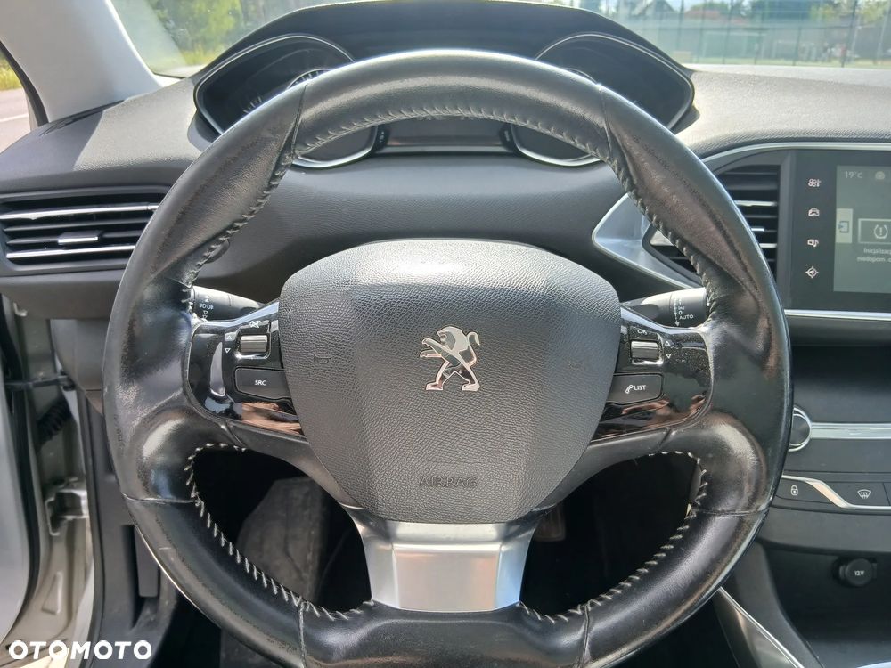 Peugeot 308 BlueHDi FAP 120 Stop&Start GT-Line Edition - 17