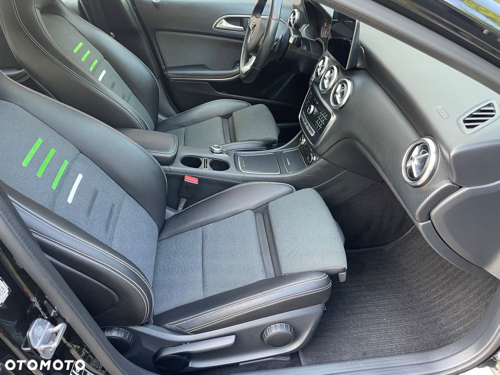 Mercedes-Benz Klasa A 180 7G-DCT - 12